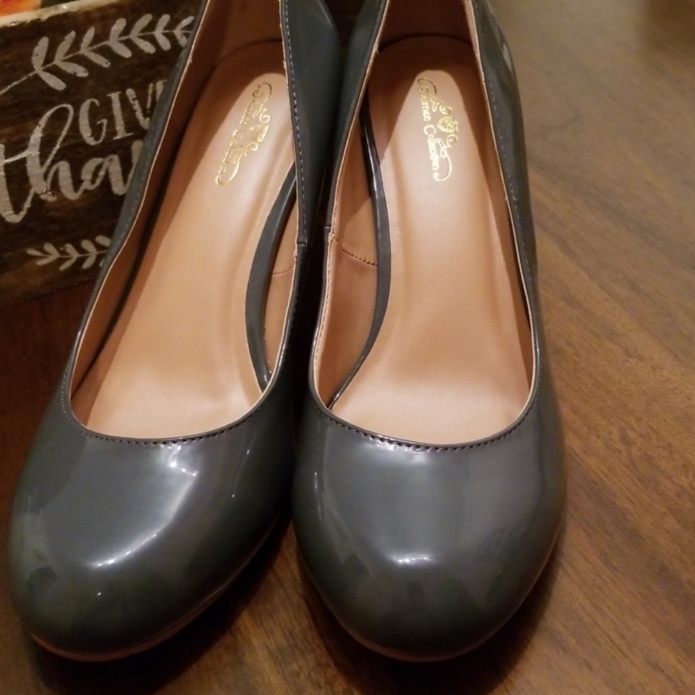 Pumps blue gray